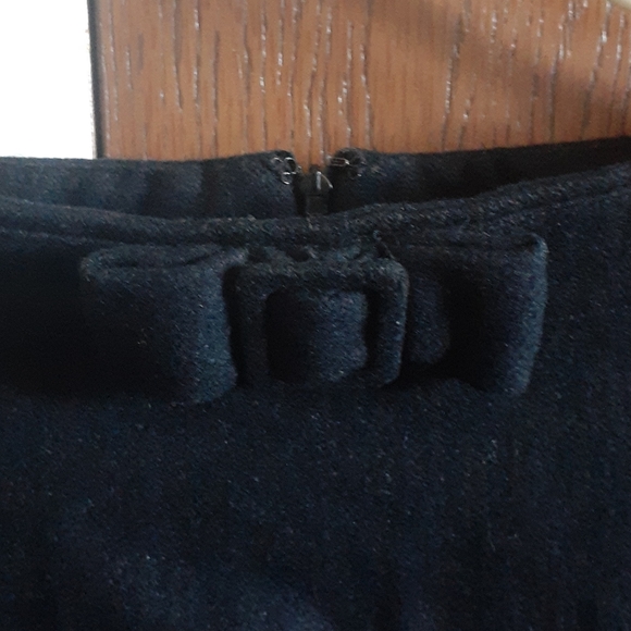 Guess Jeans Black Knee Length Skirt - Picture 3 of 4